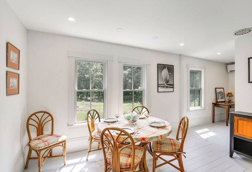 Peaceful Coastal Maine Retreat, Walk To Trails