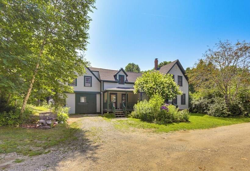Peaceful Coastal Maine Retreat, Walk To Trails