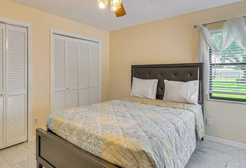 Pet Friendly Ocala Home W/ Screened In Lanai!