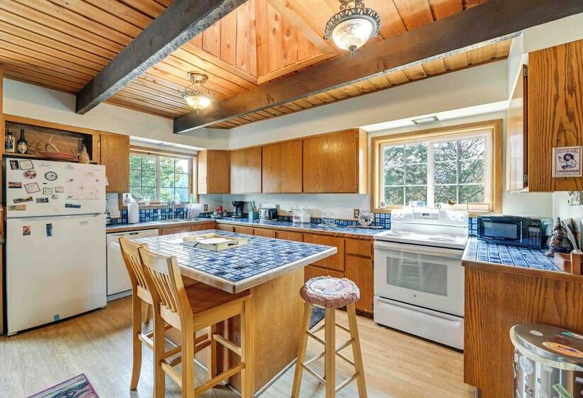 Rustic Home W/ Deck & Grills On Williamson River!