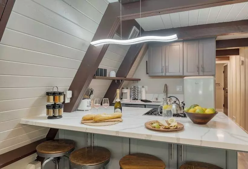 Speckled By Avantstay Modern Interior, 0.5mi To Lake!