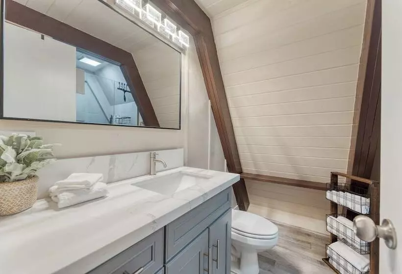 Speckled By Avantstay Modern Interior, 0.5mi To Lake!