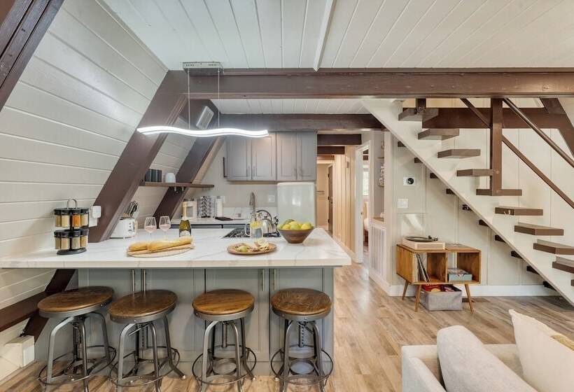 Speckled By Avantstay Modern Interior, 0.5mi To Lake!