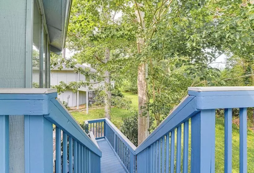 Myrtle Beach Tree House  W/ Deck ~ 7 Mi To Beach!