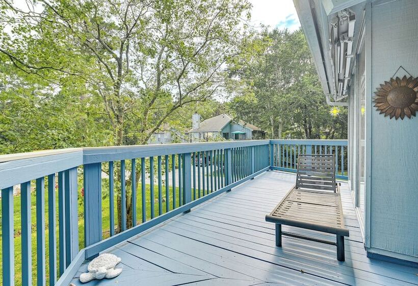 Myrtle Beach Tree House  W/ Deck ~ 7 Mi To Beach!