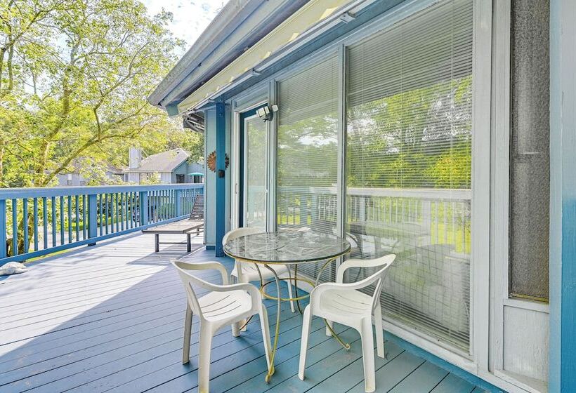 Myrtle Beach Tree House  W/ Deck ~ 7 Mi To Beach!