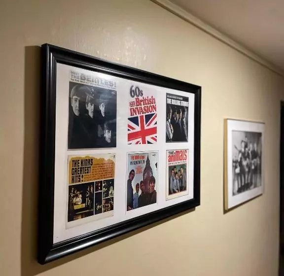 Hotelli Broadway And Main