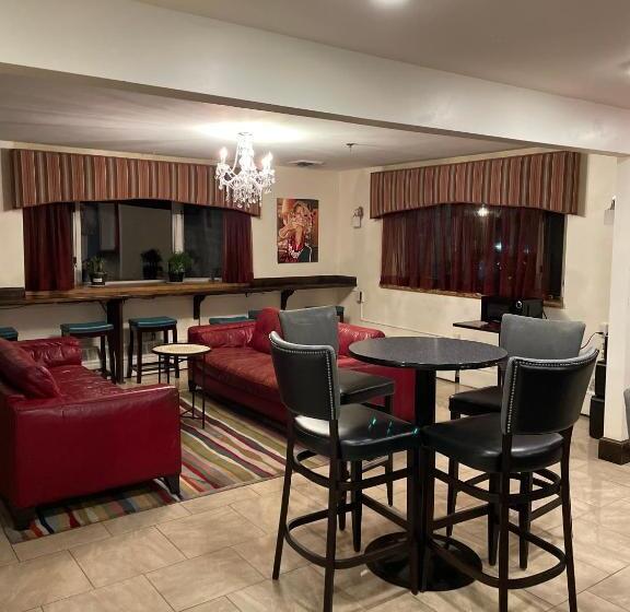 호텔 Broadway And Main