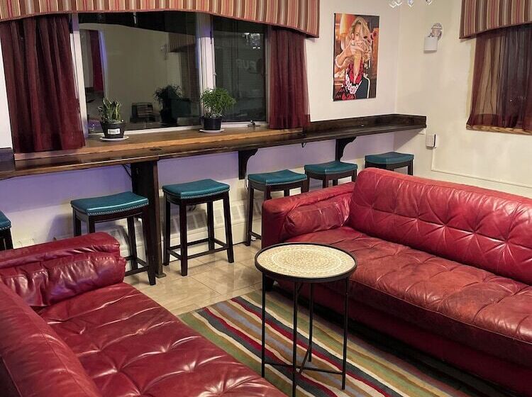 호텔 Broadway And Main