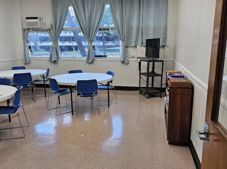 Отель Central Ymca Residences