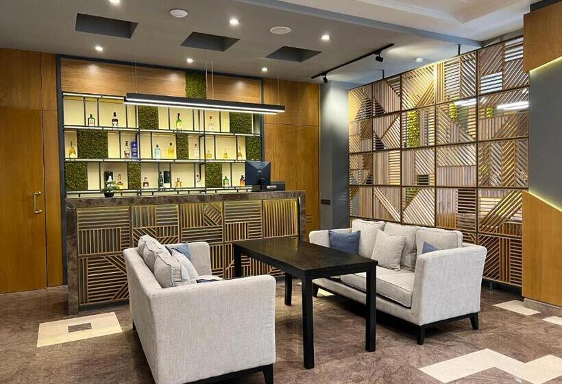 هتل Yerevan Resident