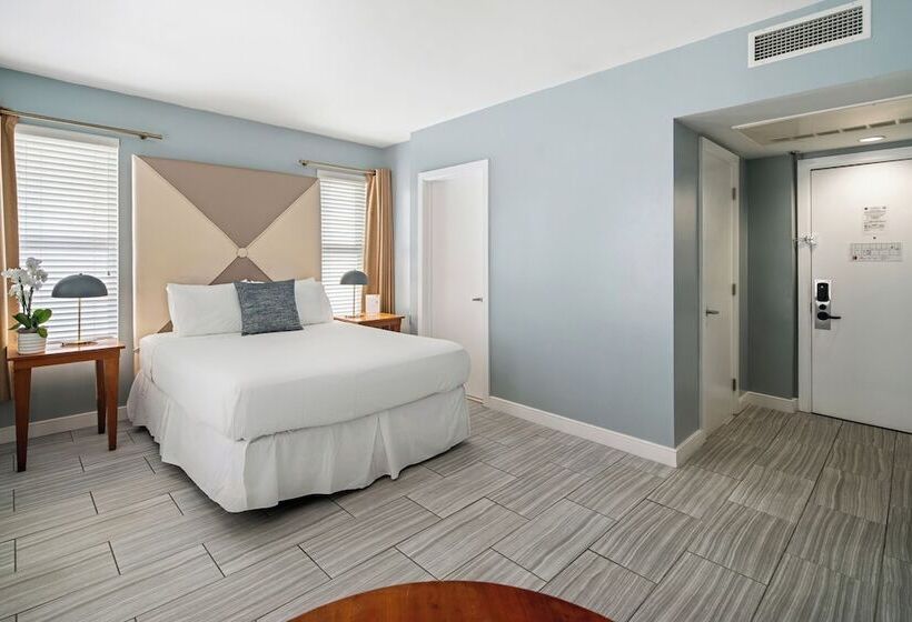 Kasa La Flora And Impala Miami Beach