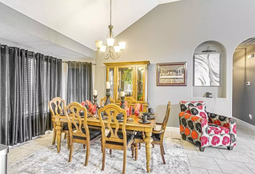 Luxe Brunswick Home ~ 14 Mi To Jekyll Island!