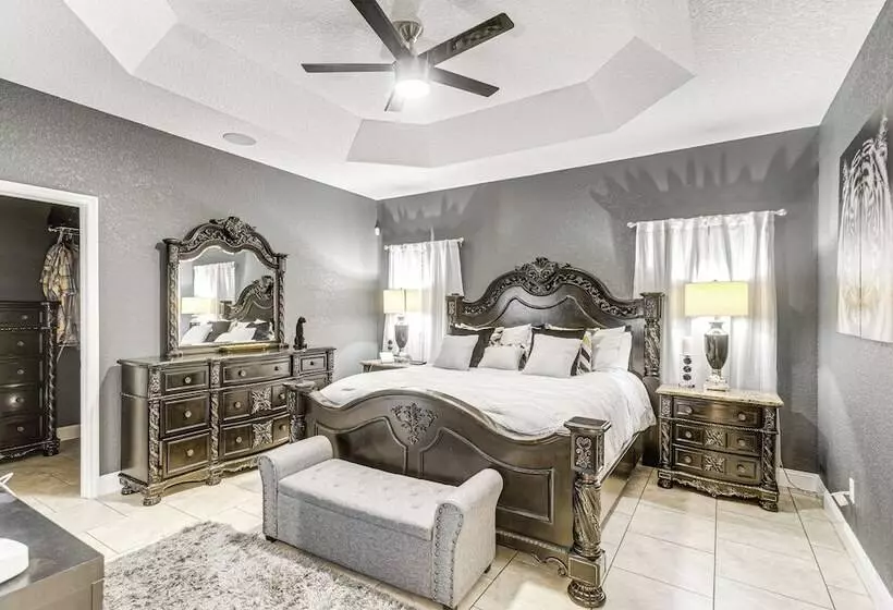 Luxe Brunswick Home ~ 14 Mi To Jekyll Island!