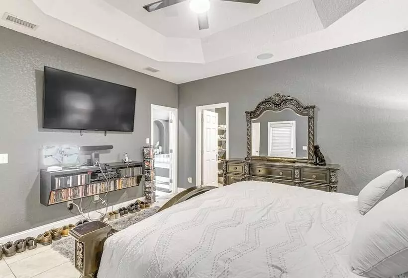 Luxe Brunswick Home ~ 14 Mi To Jekyll Island!