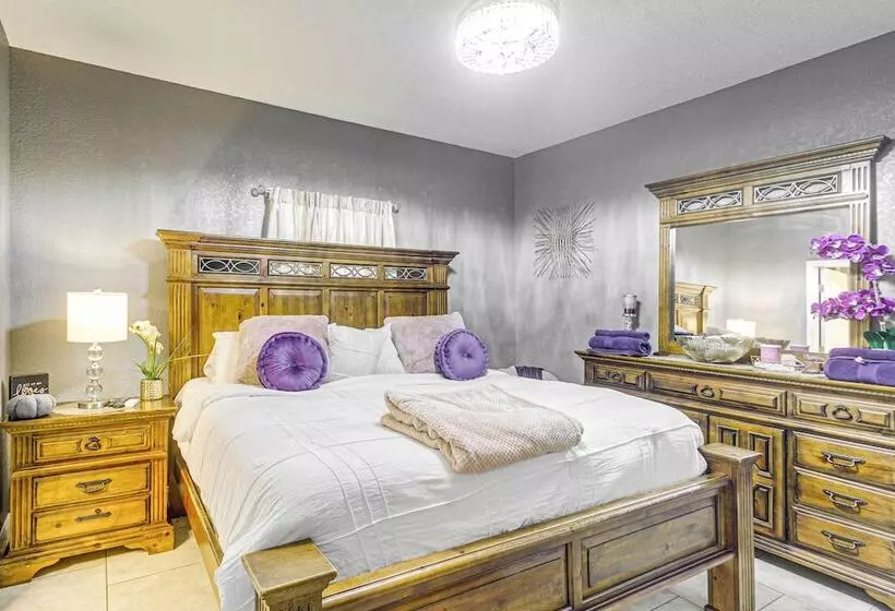 Luxe Brunswick Home ~ 14 Mi To Jekyll Island!