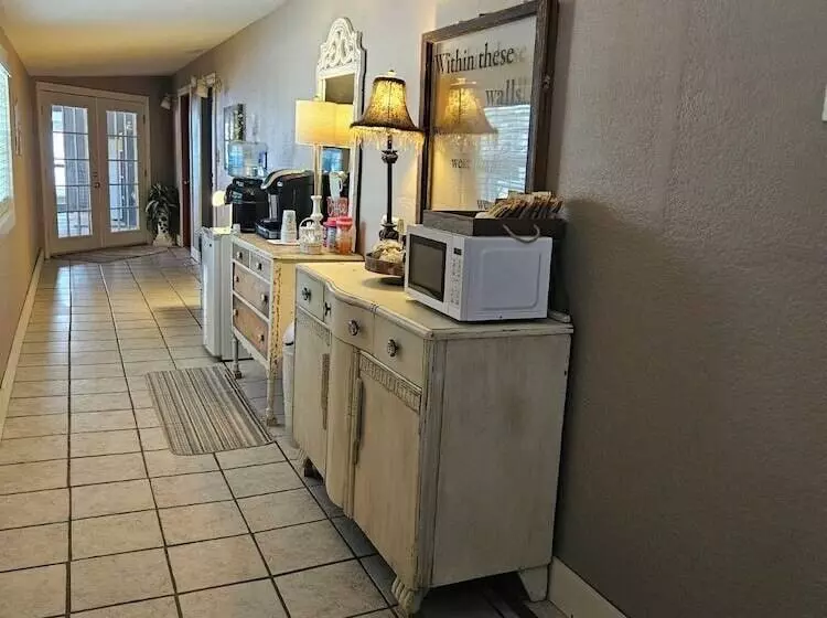 モーテル Roots Retreat