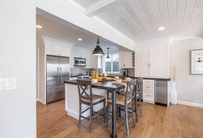 Ocean Breeze Buyout By Avantstay Steps To Beach!