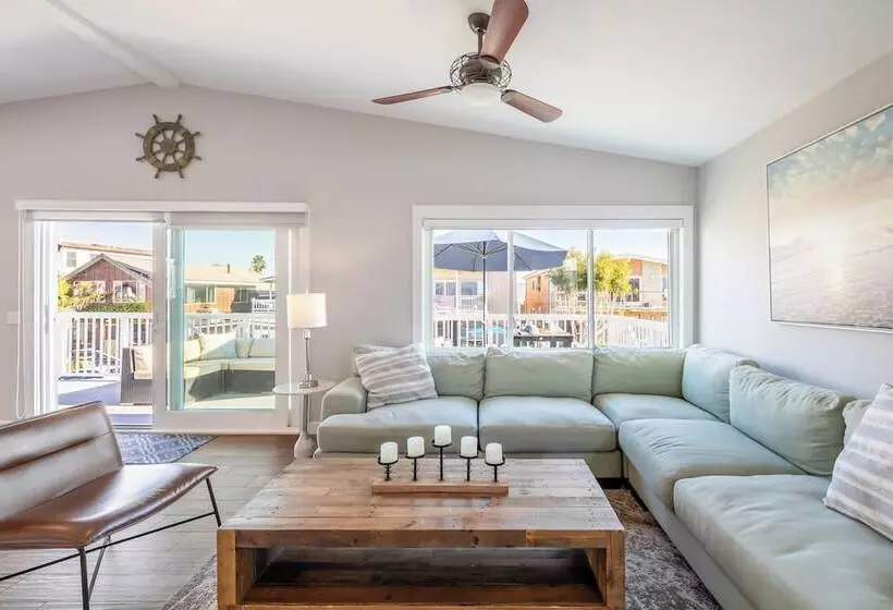 Ocean Breeze Buyout By Avantstay Steps To Beach!