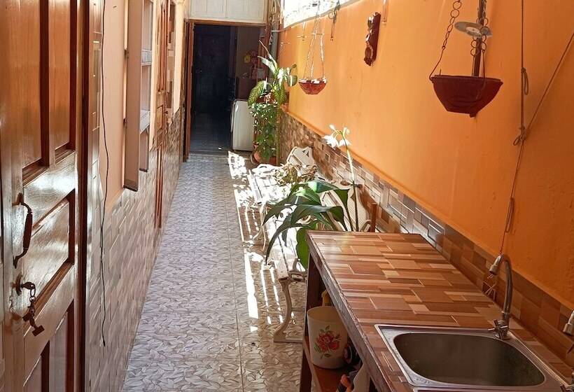 پانسیون Cadena Hostal Roberto Carlos