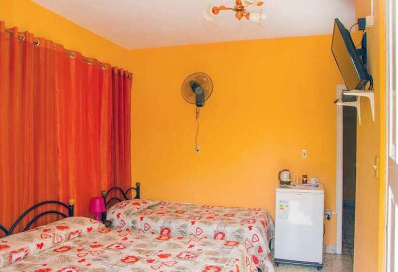 פנסיון Casa Plaza De Marte