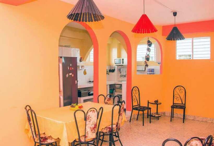 פנסיון Casa Plaza De Marte