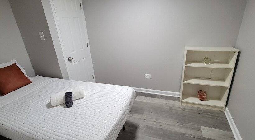 بنسيون Chicago Avenue Inn