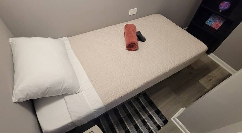 بنسيون Chicago Avenue Inn