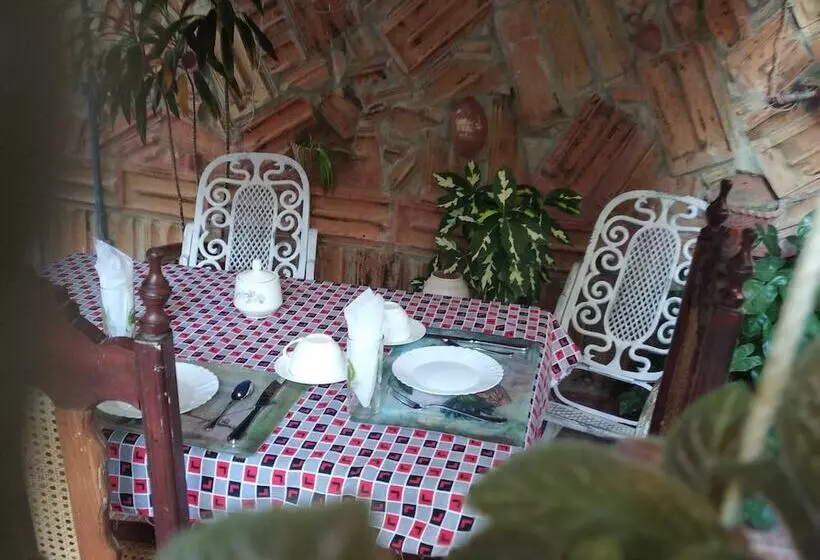 ペンション Hostal Doña Antonia