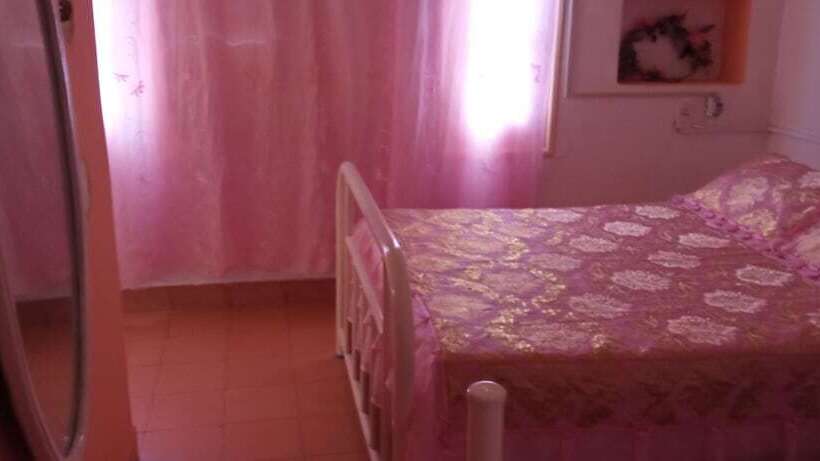 پانسیون Hostal La Caridad