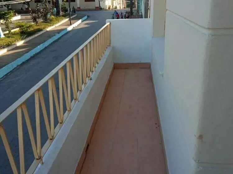 ペンション Hostal La Caridad
