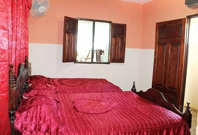 Majatalo Hostal Los Mendoza Trinidad