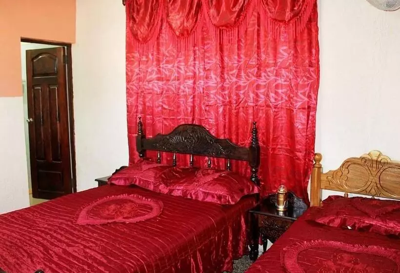 Majatalo Hostal Los Mendoza Trinidad