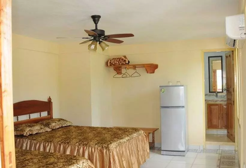 ペンション Casa Las Palmeras Baracoa