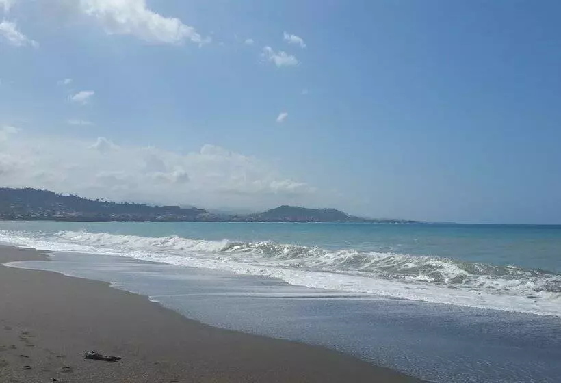 ペンション Casa Las Palmeras Baracoa