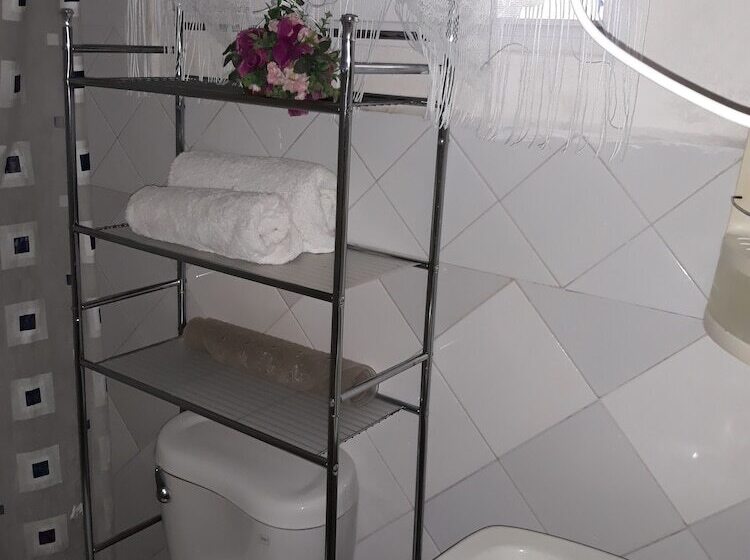 پانسیون Zaida House