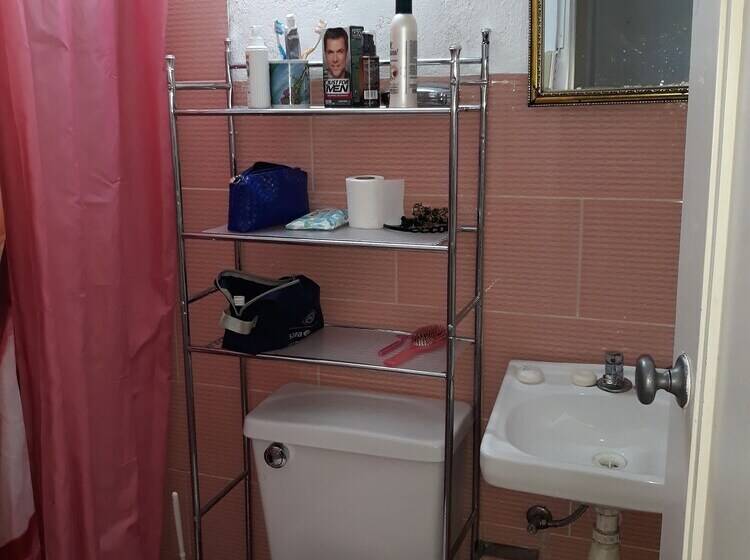 پانسیون Zaida House