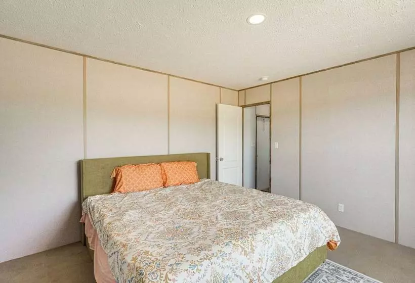 Pet Friendly Kempner Escape Near Parks & Trails!