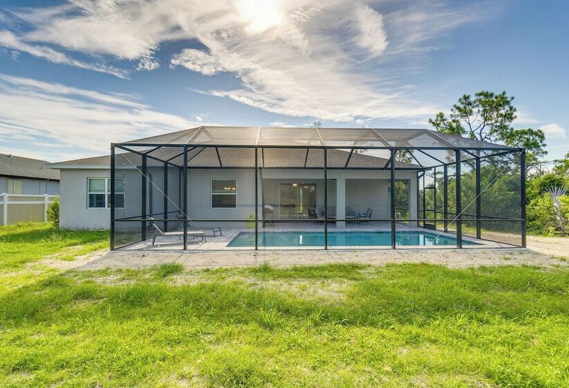 Pet Friendly Port Charlotte Home W/ Gas Grill!