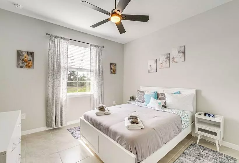 Pet Friendly Port Charlotte Home W/ Gas Grill!