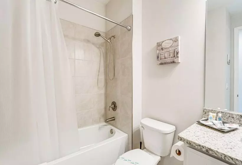 Pet Friendly Port Charlotte Home W/ Gas Grill!