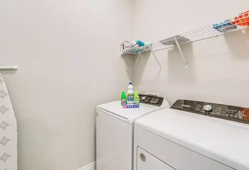 Pet Friendly Port Charlotte Home W/ Gas Grill!