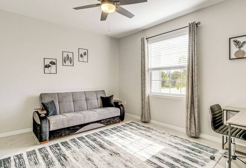 Pet Friendly Port Charlotte Home W/ Gas Grill!