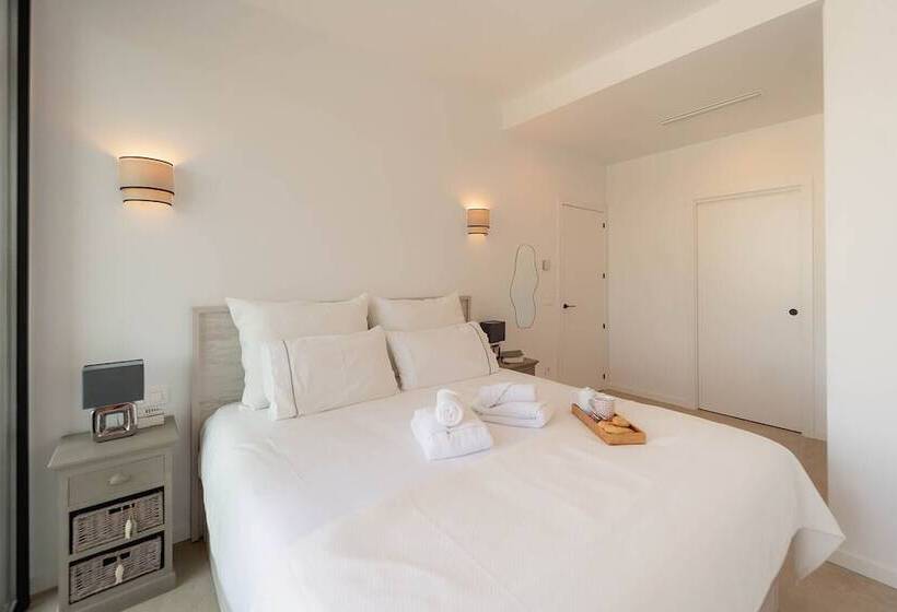 Pure Sea  Apartments