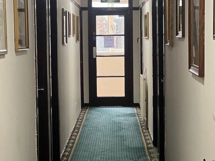 مبيت وإفطار Brig Inn