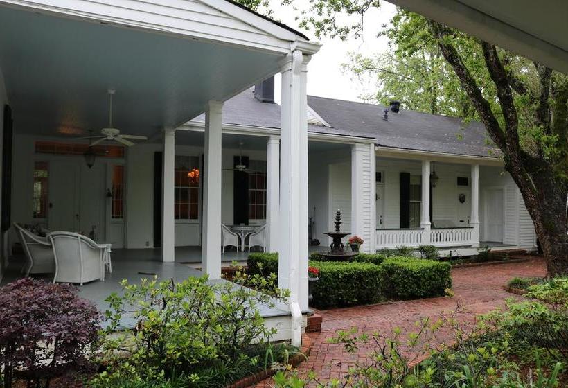 ベッドアンドブレックファースト Collina Plantation Inn