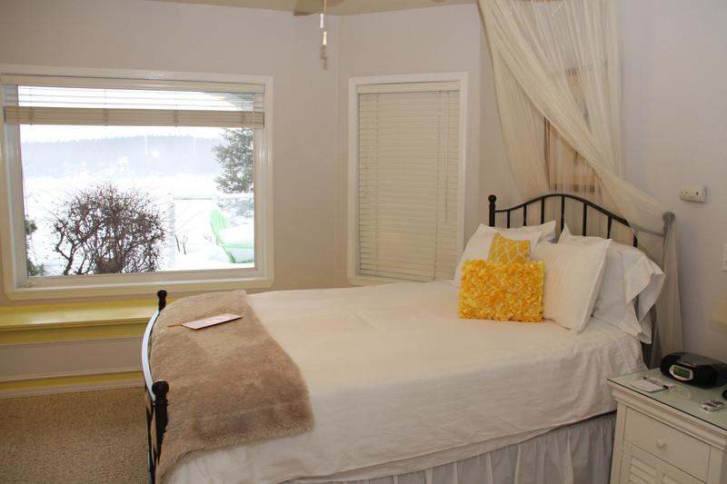 住宿加早餐  Inn At The Lake