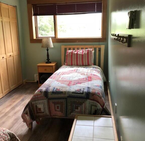 צימר Sawing Logzz Cabin