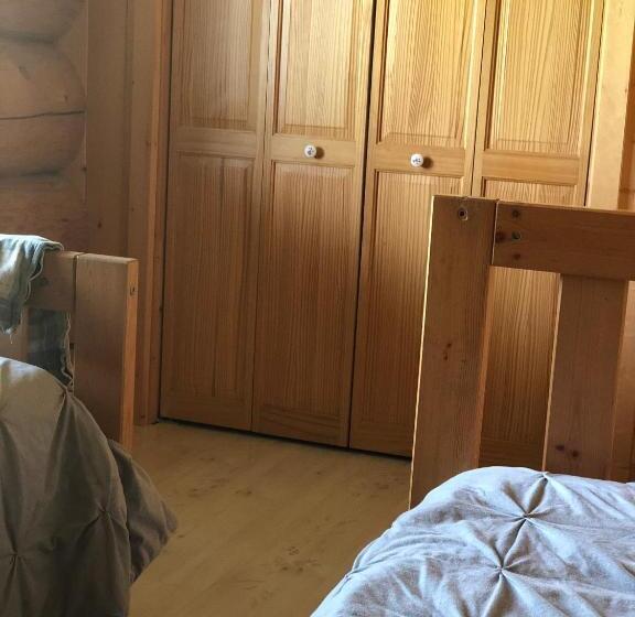 צימר Sawing Logzz Cabin