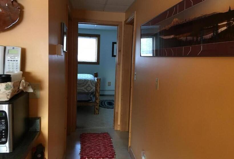 צימר Sawing Logzz Cabin